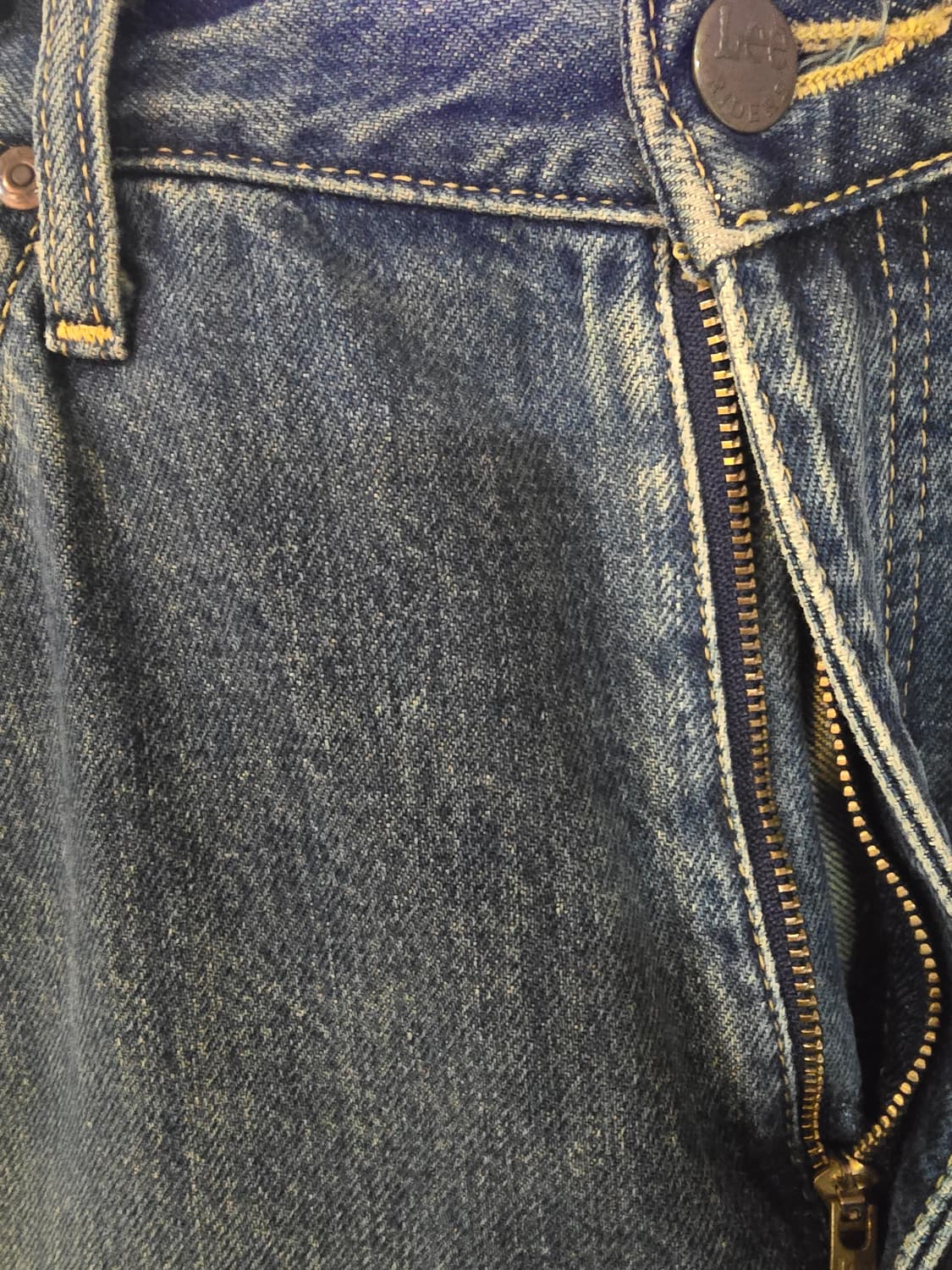 일본 리 Lee 세미부츠컷 데님진 33사이즈입니다. 상품이미지2