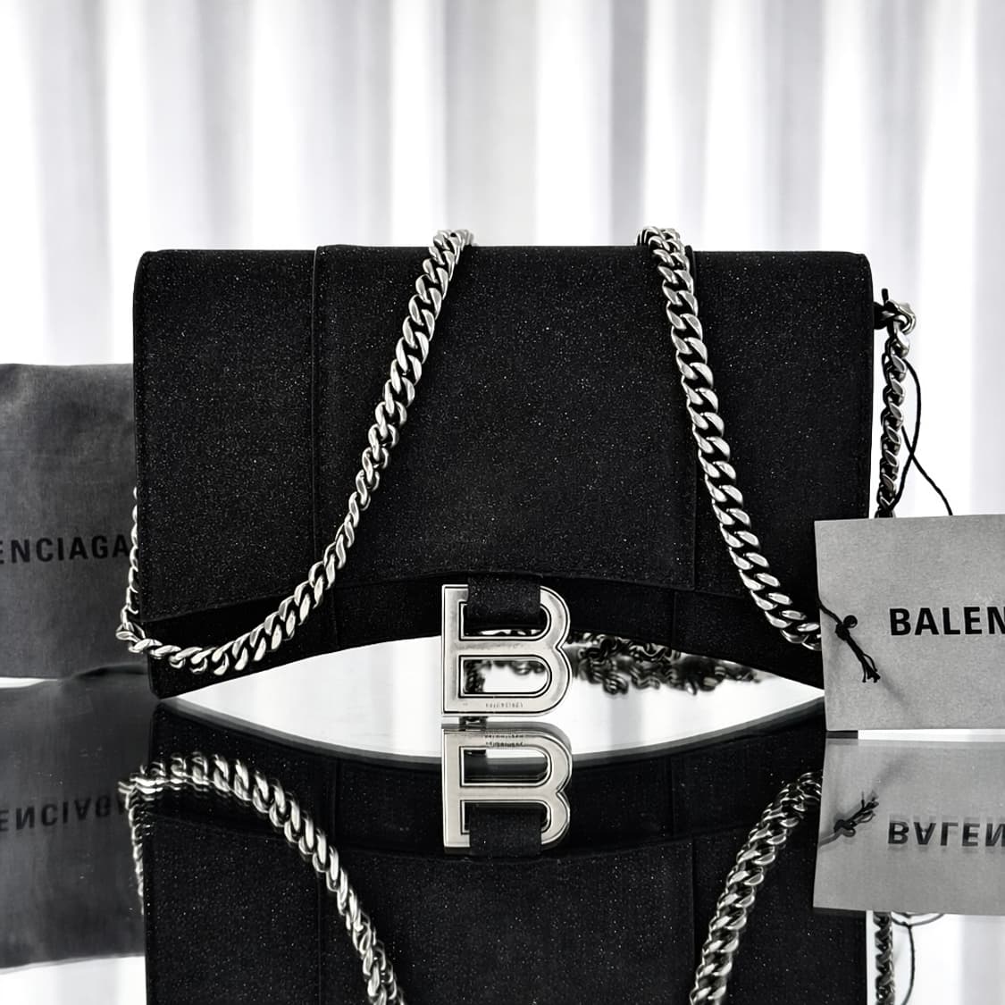 발렌시아가 아워글래스 체인 WOC 글리터 블랙 상품이미지1