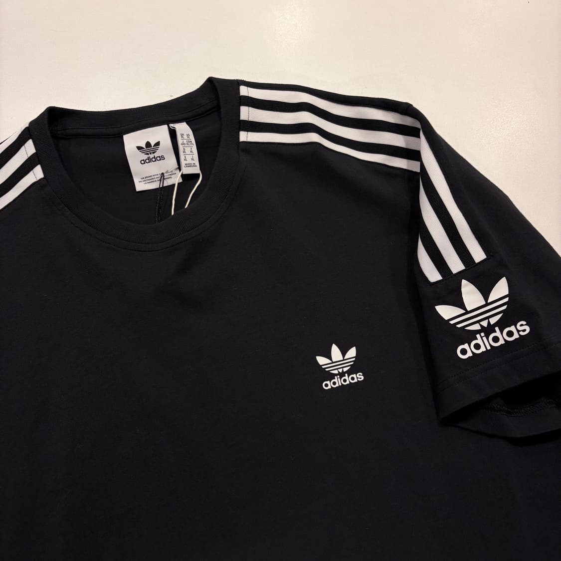 [XL] 아디다스 락업 삼선 반팔 티셔츠 블랙 C176 상품이미지3