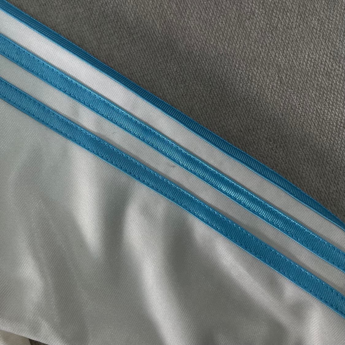 90 아디다스 y2k 큐빅 화이트 트랙탑져지  상품이미지5