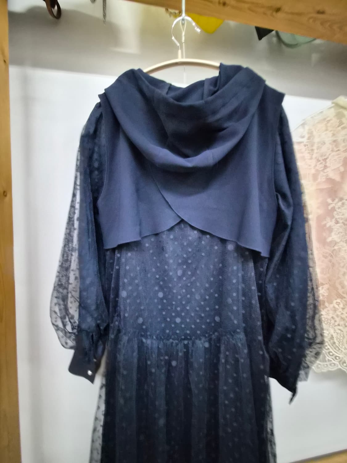 오즈세컨 도트망사 레이어드 후드쉬폰원피스 상품이미지8