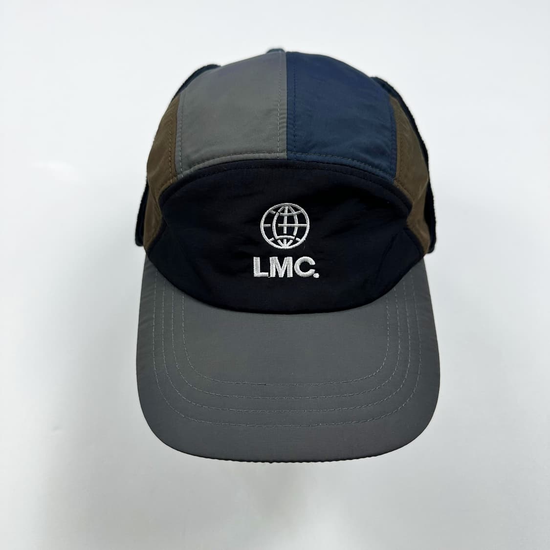 LMC x 아이앱스튜디오 이어플랩 볼캡 모자 상품이미지2