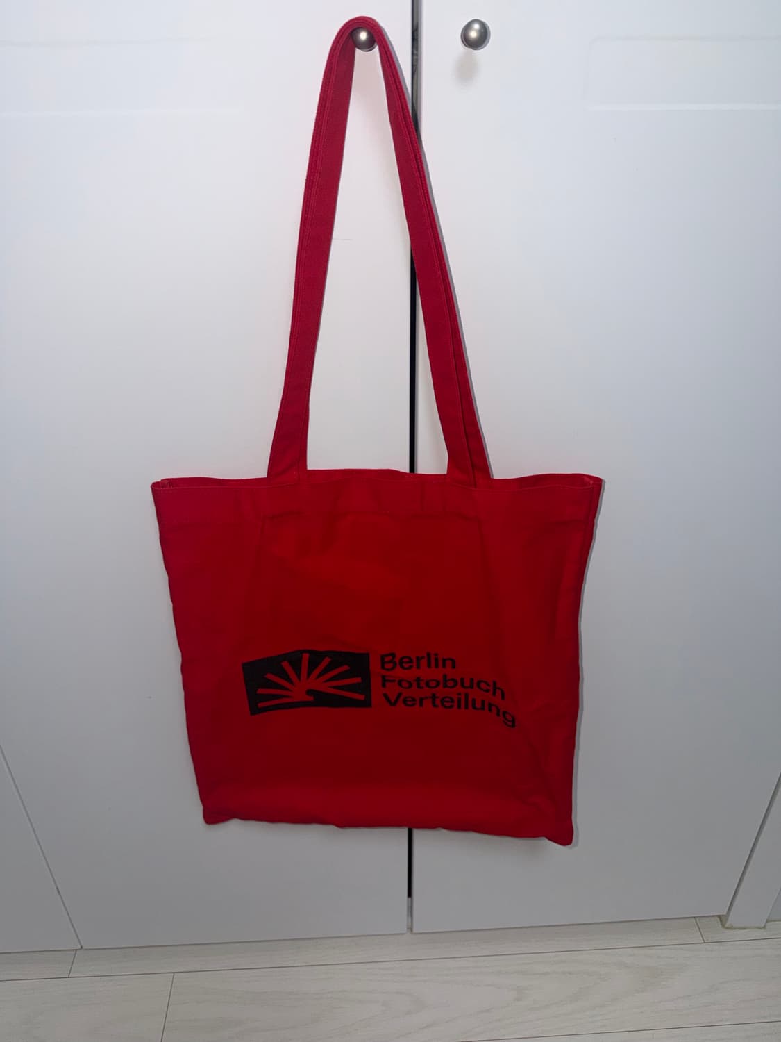 베를린포토북디스트리뷰션 002 bag red 상품이미지2