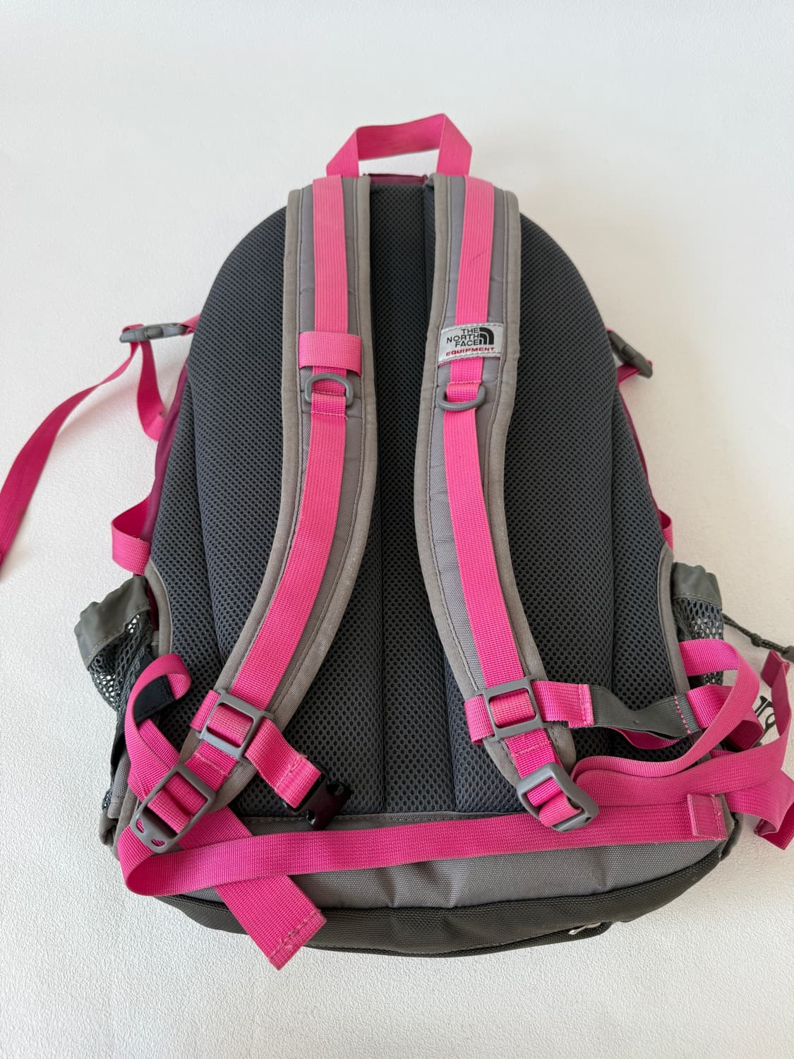 노스페이스(THE NORTH FACE) 핑크 28L 백팩 상품이미지8