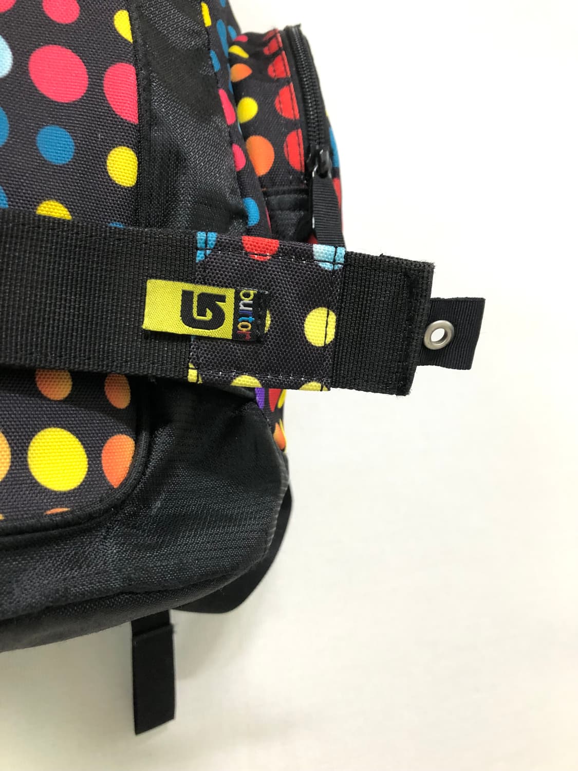 burton 버튼 도트 땡땡이 백팩 (15인치 노트북 수납가능)  상품이미지3