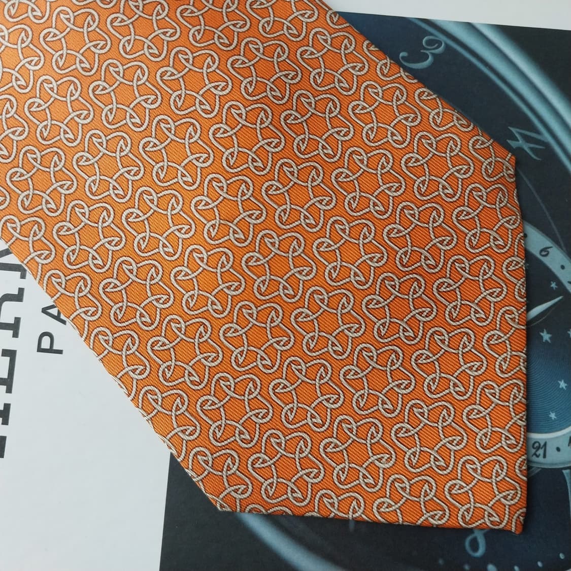 에르메스 실크 오렌지 H 패턴 넥타이 9.8cm A+~A등급 K2231
 상품이미지5