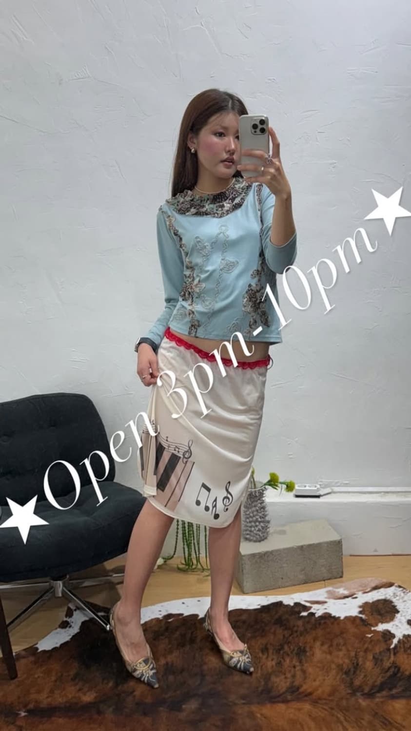 아이디 빈티지 그런지 큐티 탑 상품이미지1