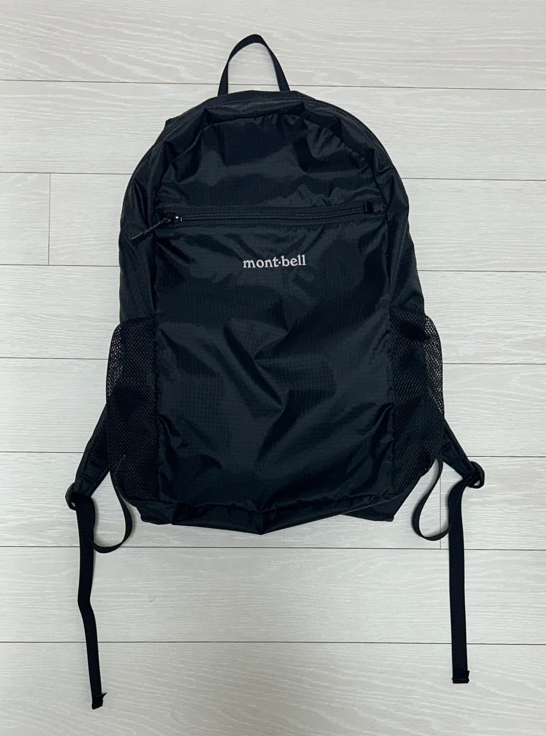 몽벨 포켓터블 라이트 백팩 15L 블랙 검정 상품이미지1
