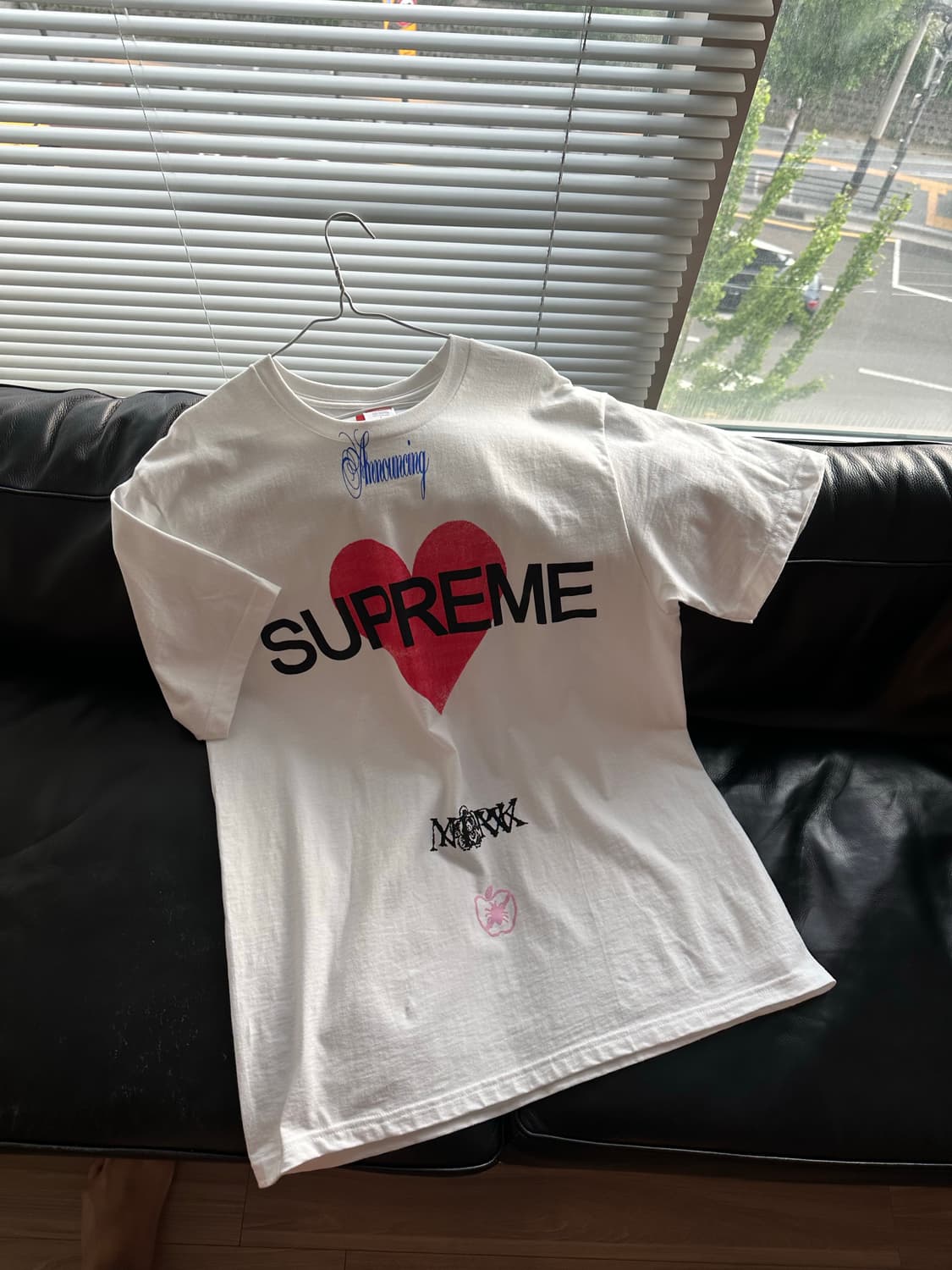 슈프림 어나운싱 티셔츠 (새상품) 상품이미지1