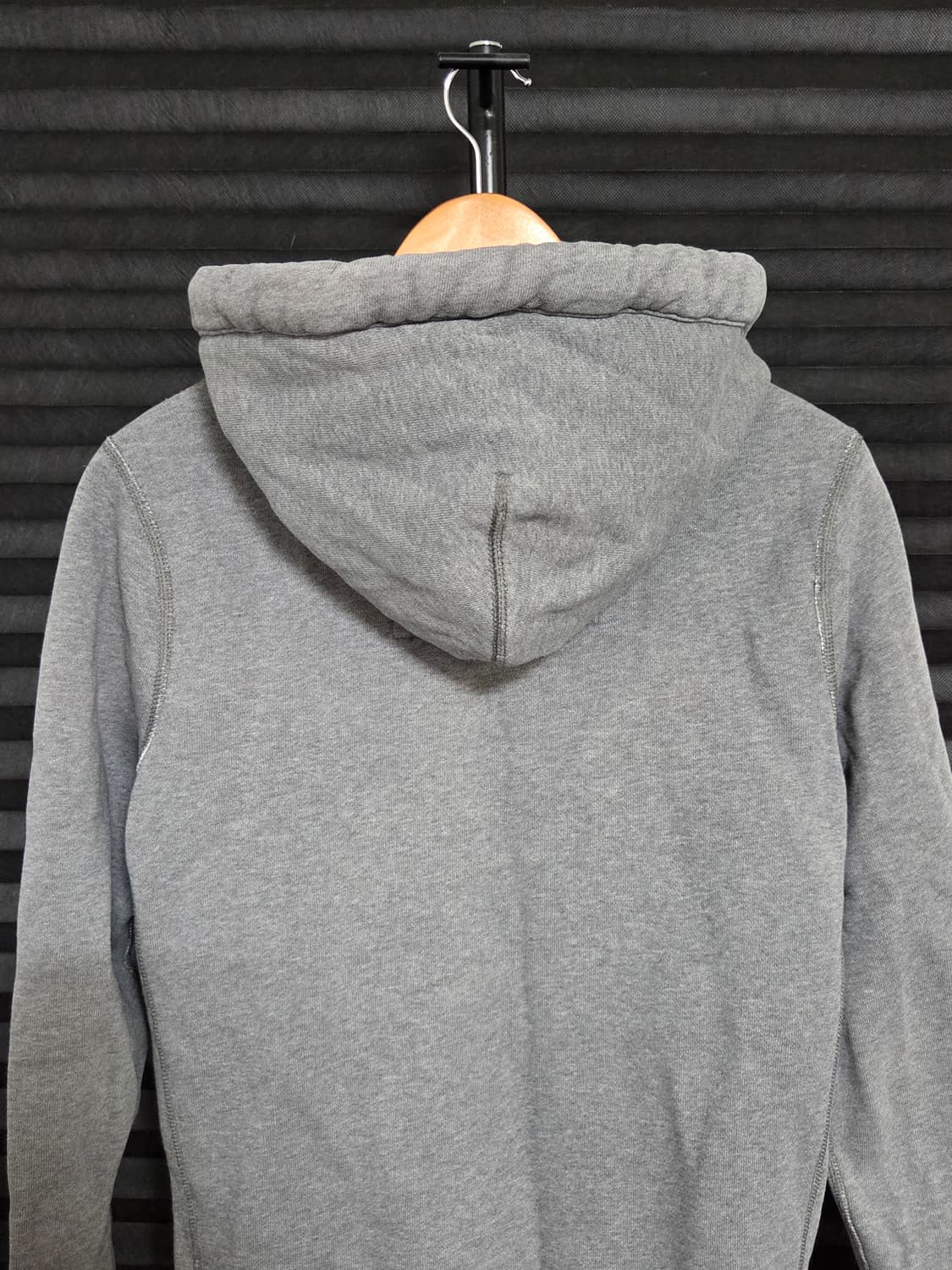 [아베크롬비 앤 피치] 머슬 핏 아플리케 후드집업 | 00125 상품이미지6