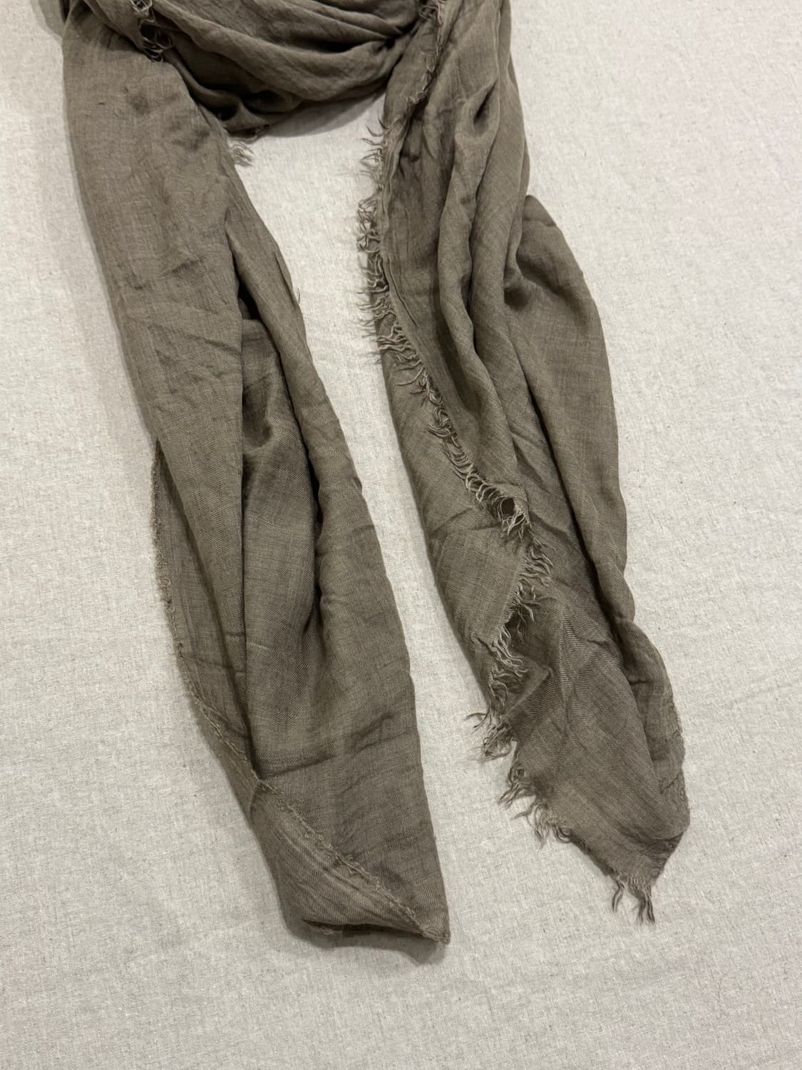 팔리에로 사르티 카키 머플러 상품이미지3