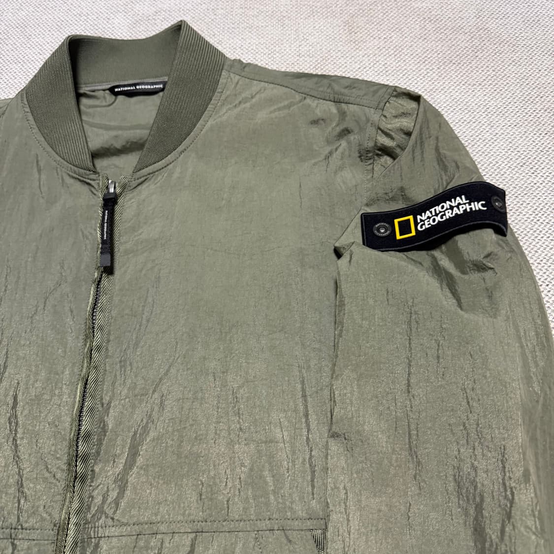 내셔널지오그래픽 나일론 봄버 자켓 상품이미지2
