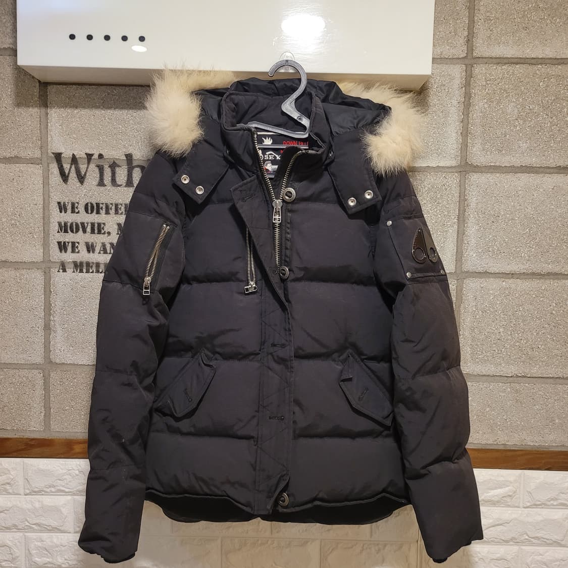 무스너클 쓰리쿼터 패딩 L 상품이미지1