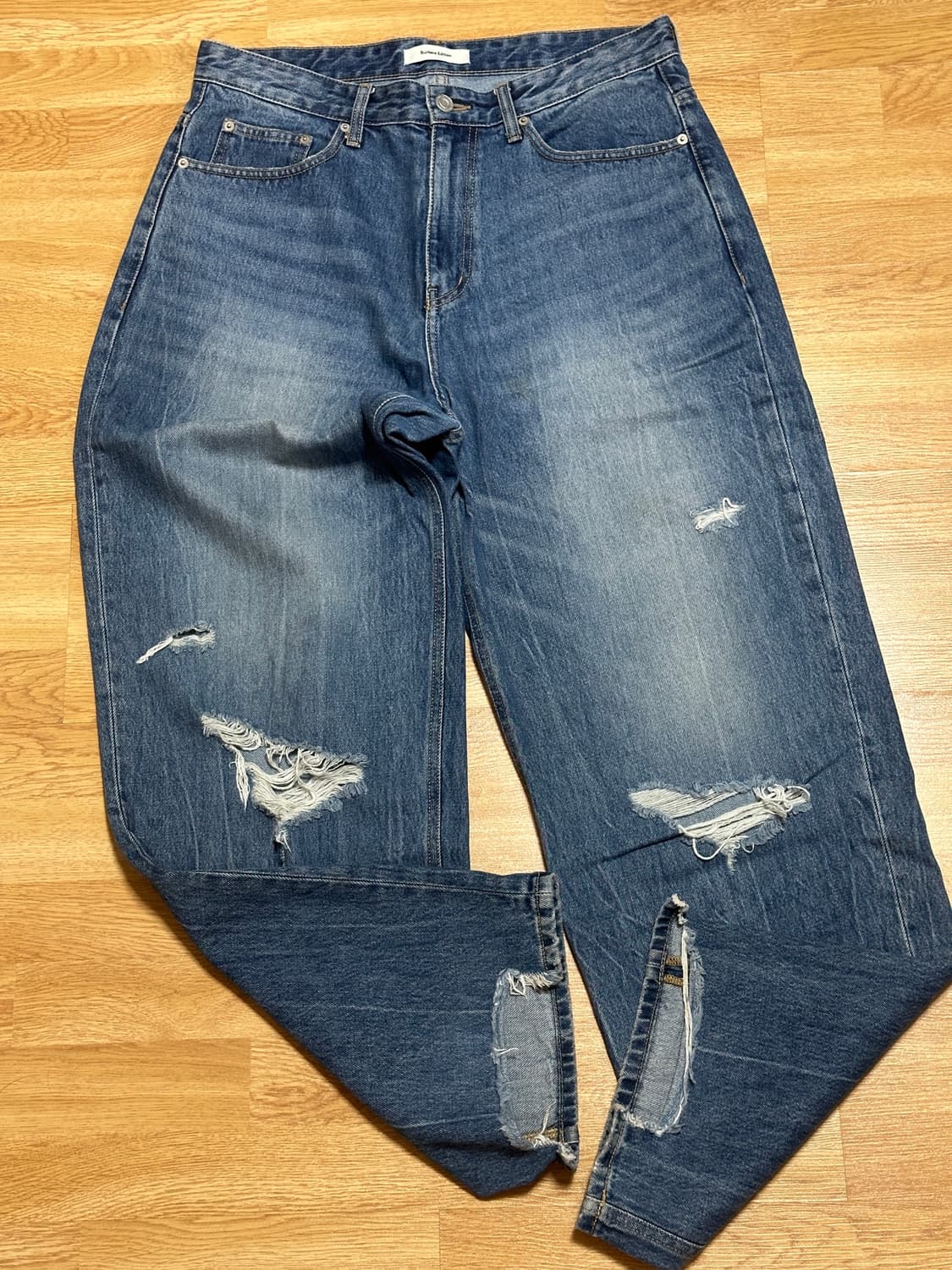 서피스에디션 바지 DESTROYED DENIM PANTS 실착2회 상품이미지3