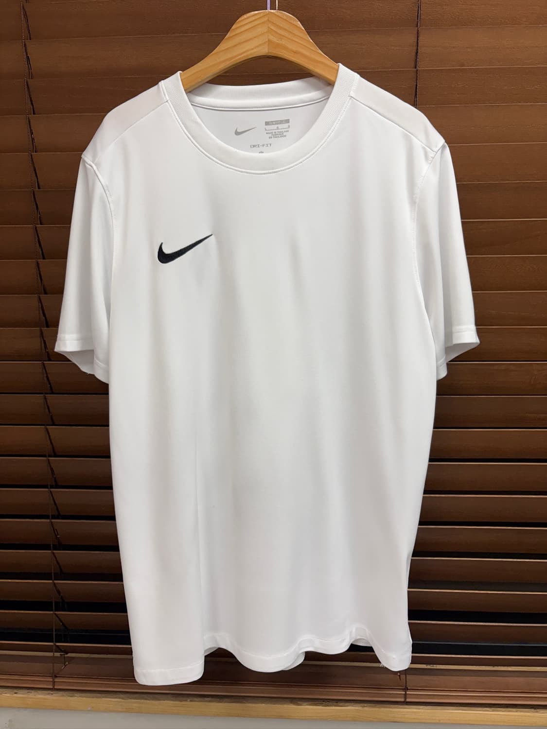 Nike 나이키 화이트 드라이핏 기능성 티셔츠 상품이미지1
