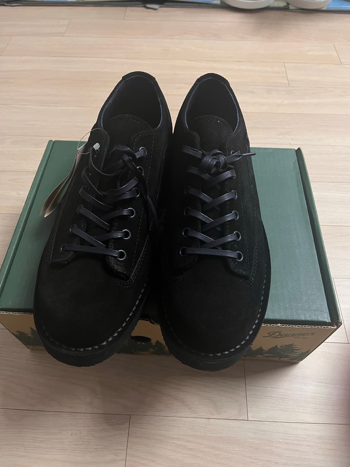 대너 불 런 로우 스웨이드 블랙 새상품 상품이미지1