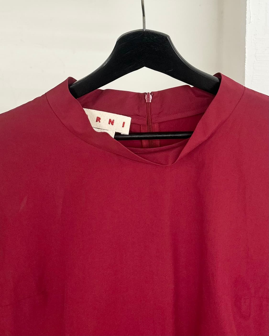 마르니 레드 3/4 소매 모의 목탑 블라우스 상품이미지2