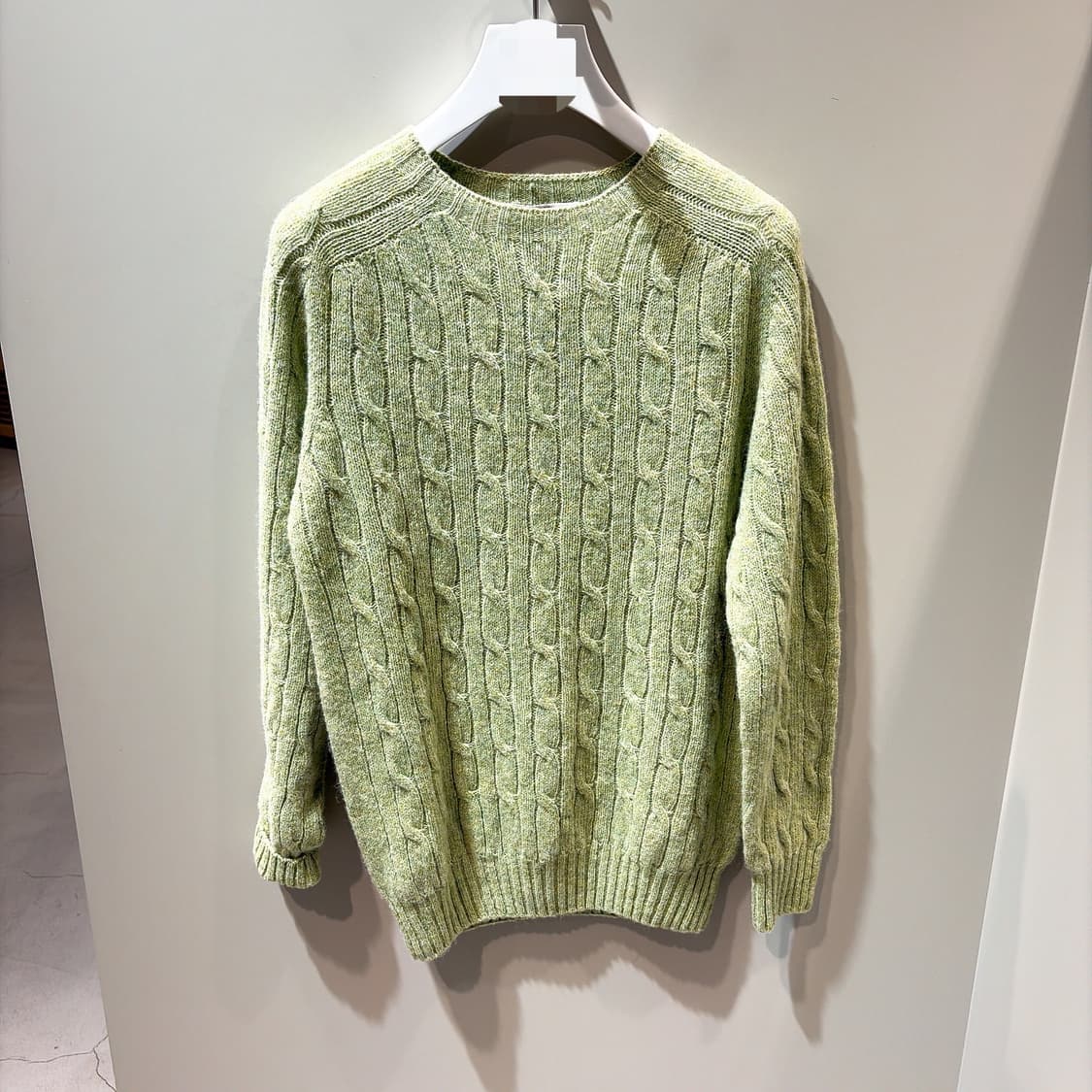 (정품/새상품) 할리오브스코틀랜드 남성 라이트그린 케이블 울 니트 상품이미지1