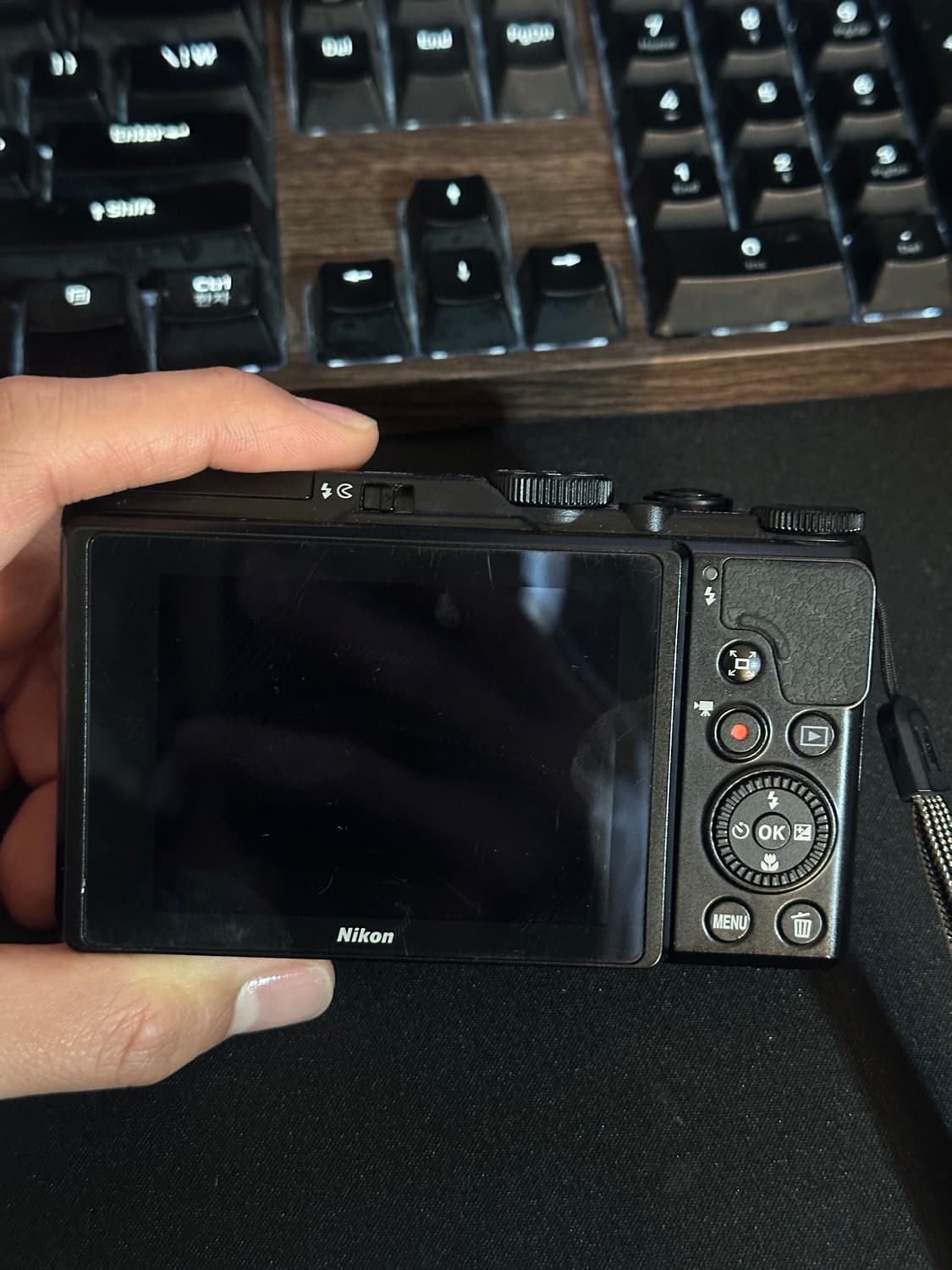 니콘 쿨픽스 A900 4K 디지털카메라 (박스포함) 상품이미지3