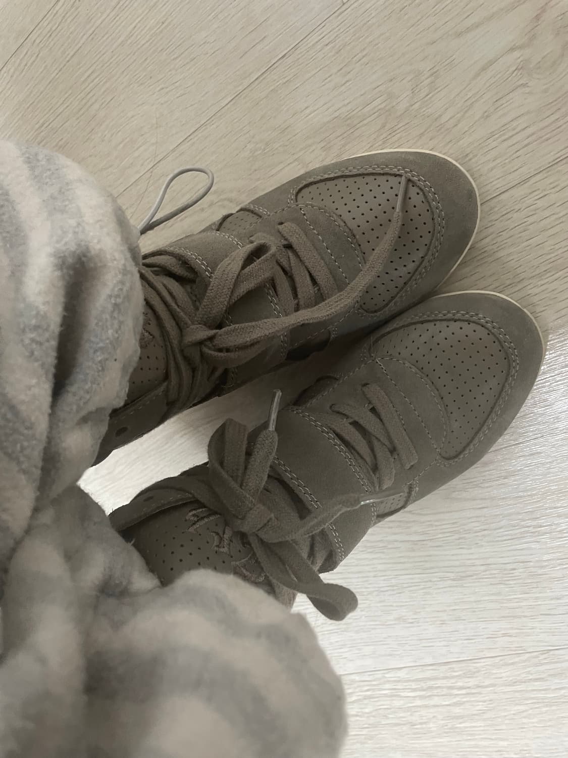 225-30) Ash 아쉬 스웨이드 웨지힐 하이탑 스니커즈 이자벨마랑 상품이미지1