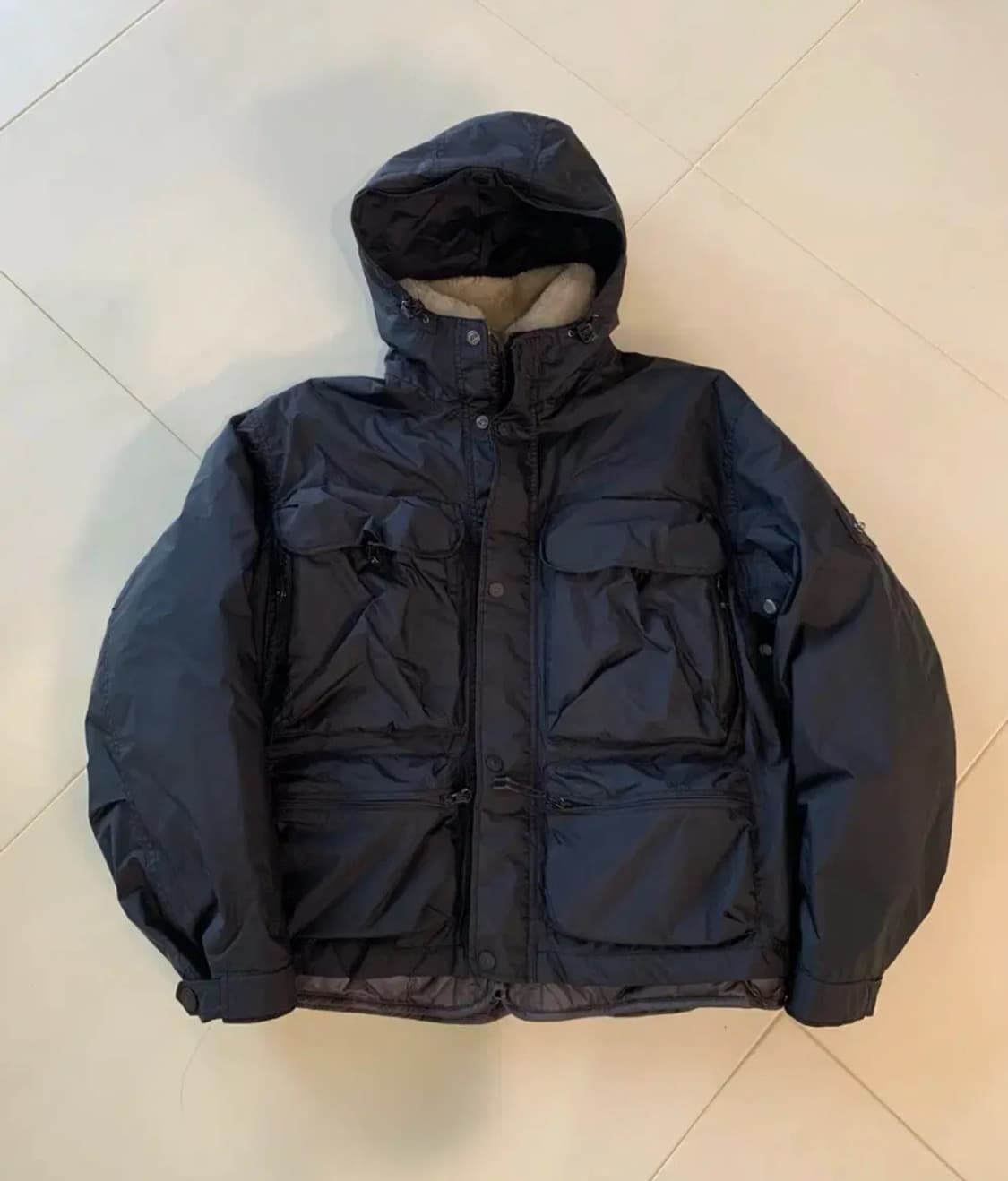 언어펙티드 x 시리즈 피셔맨 다운 패딩 자켓 상품이미지2