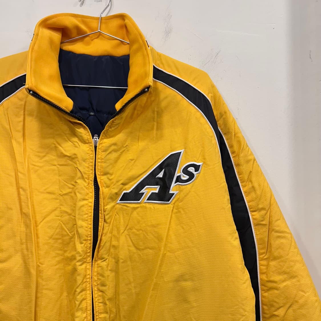 빈티지 오클랜드 에슬레틱스 퀼팅 나일론자켓 상품이미지1