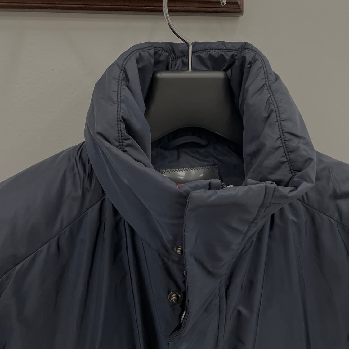 프라다 나일론 리네아 로사 경량 패딩 자켓 50 상품이미지3