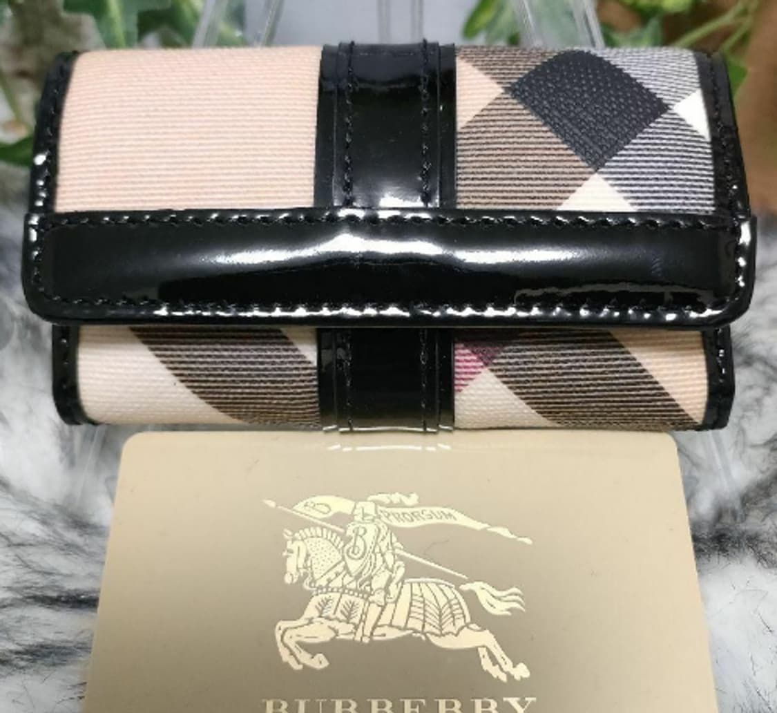 [정품] 버버리 하우스 체크 페이던트 레더 컨티넨탈 장지갑 상품이미지1