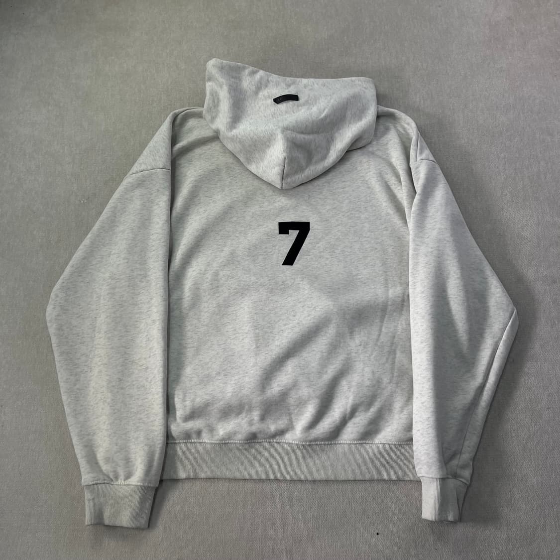 105 피오갓 7주년 ABC 크림 후드티 상품이미지2