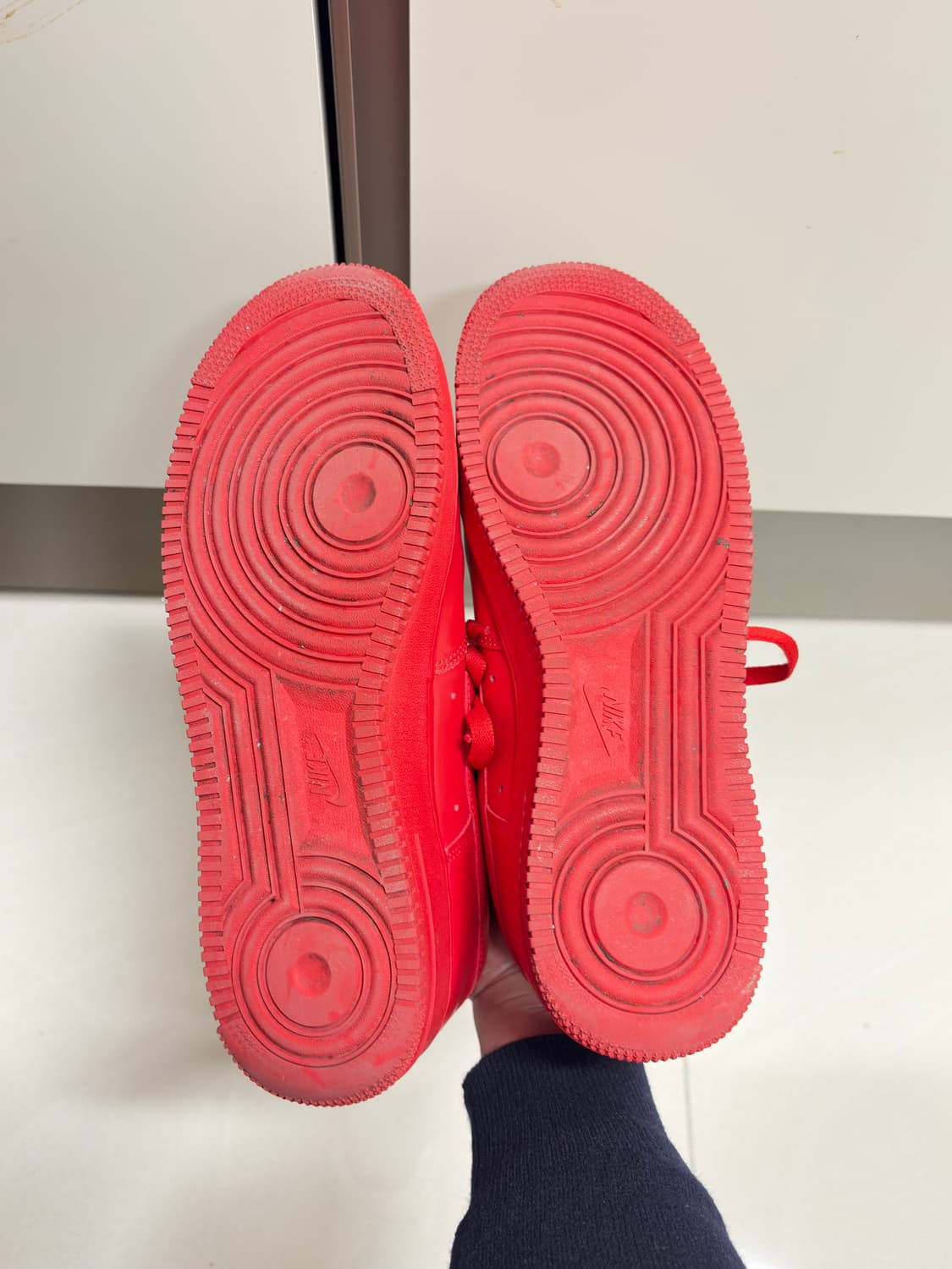 나이키 에어포스원 07 LV8 로우 트리플 레드 [280] 상품이미지6