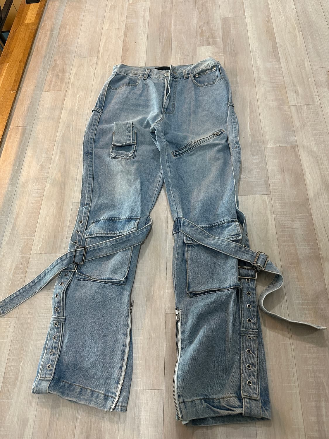 51퍼센트 데님 바지 판매합니다 1사이즈 상품이미지1