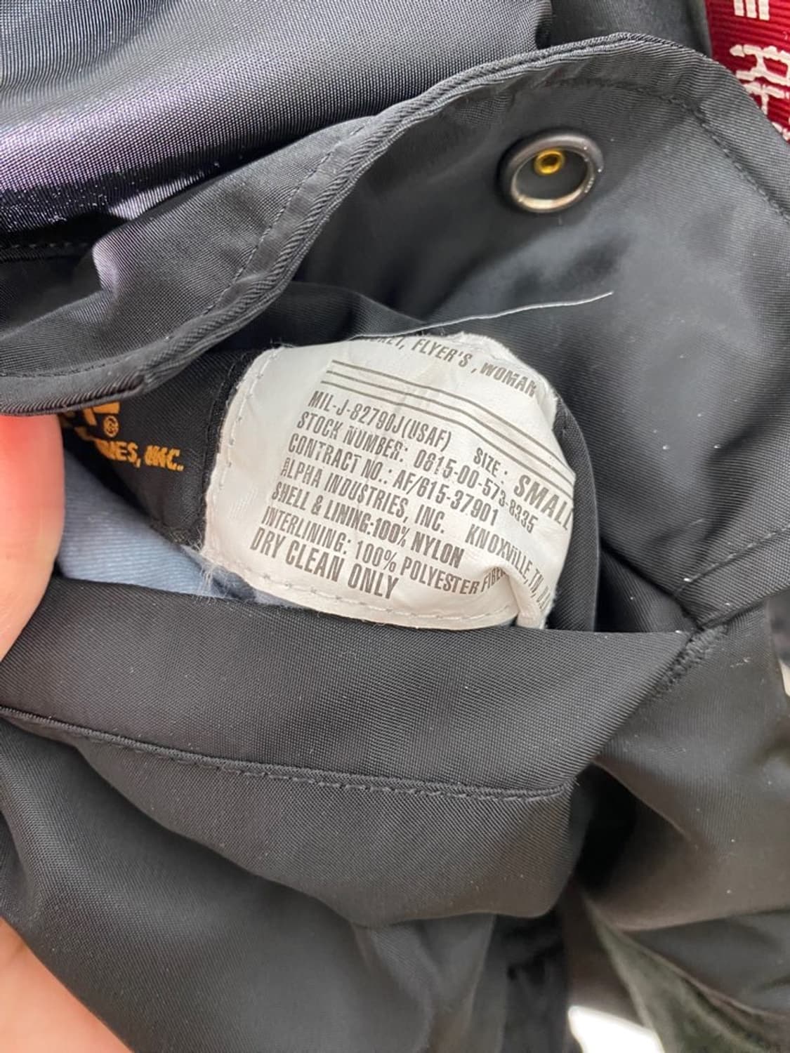 알파 인더스트리 ma-1 봄버 상품이미지3