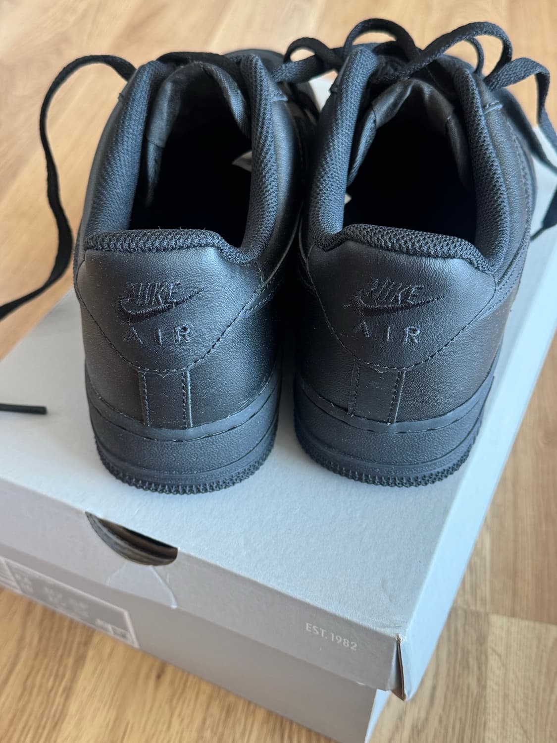 나이키 에어포스 1 07 로우 트리플 블랙 265 상품이미지3