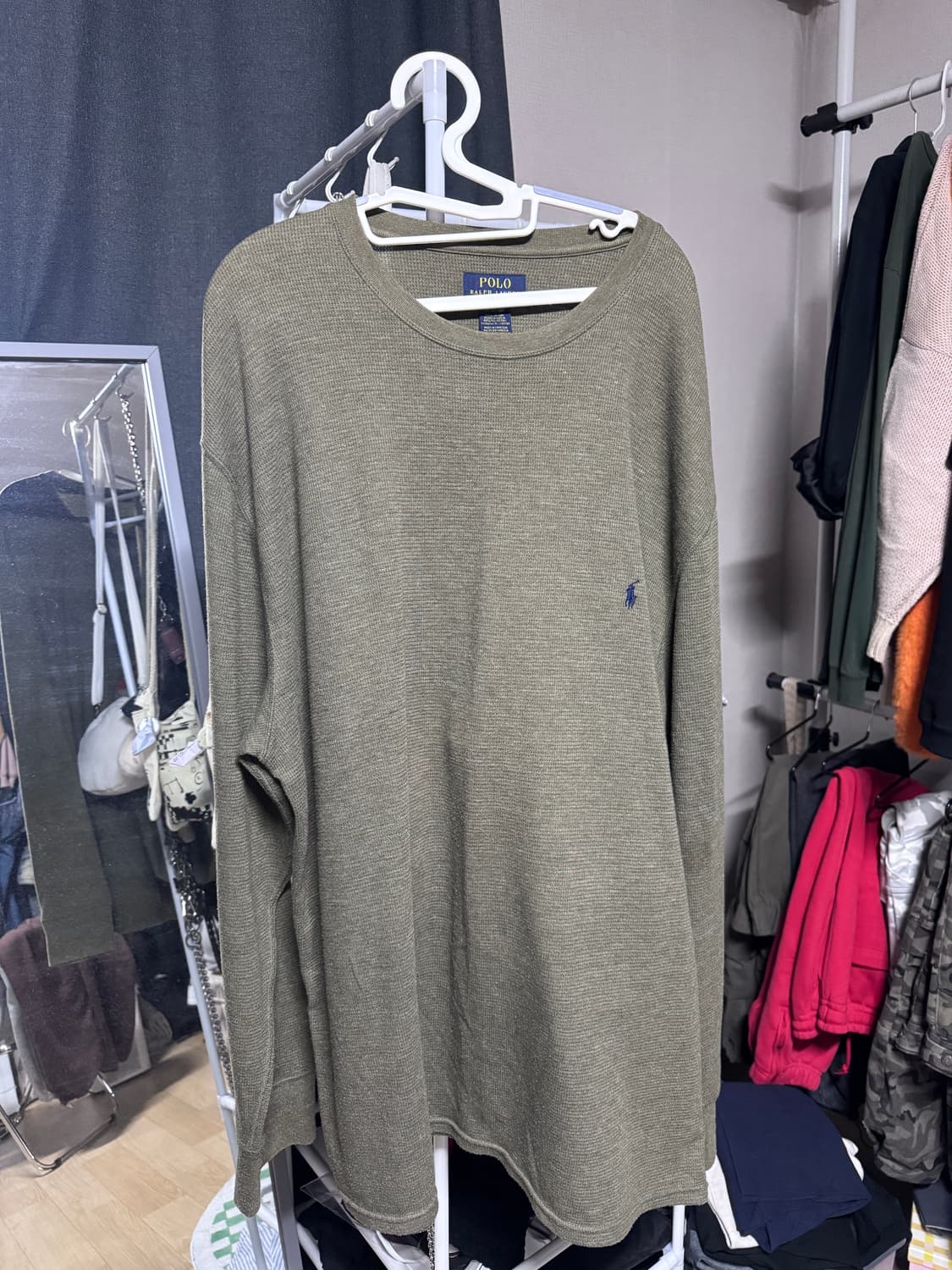 폴로 롱슬리브 카키색 XL 상품이미지1