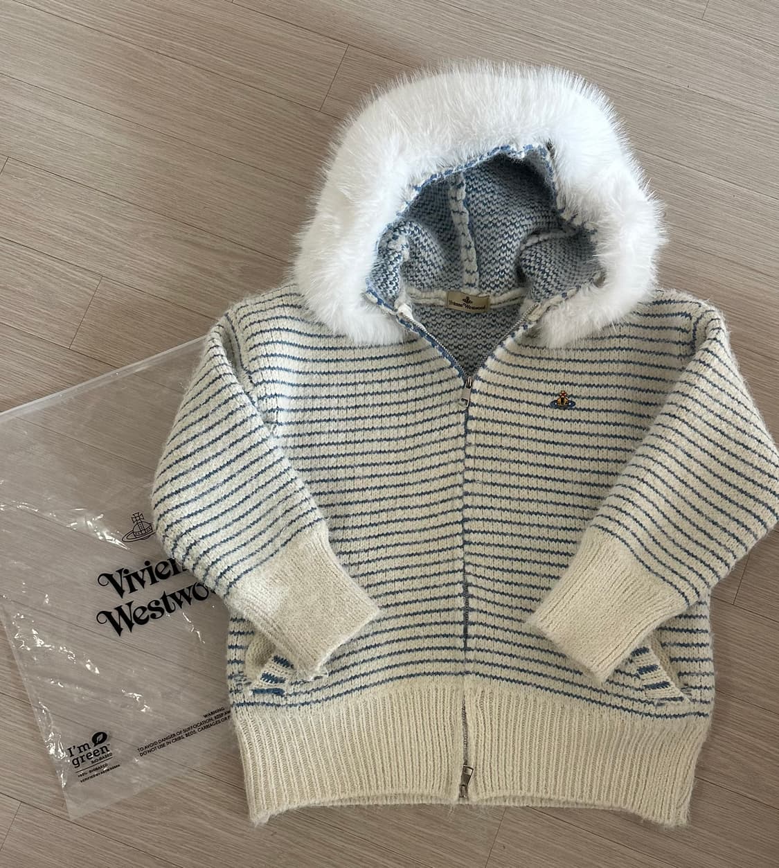 비비안웨스트우드 니트집업 상품이미지2