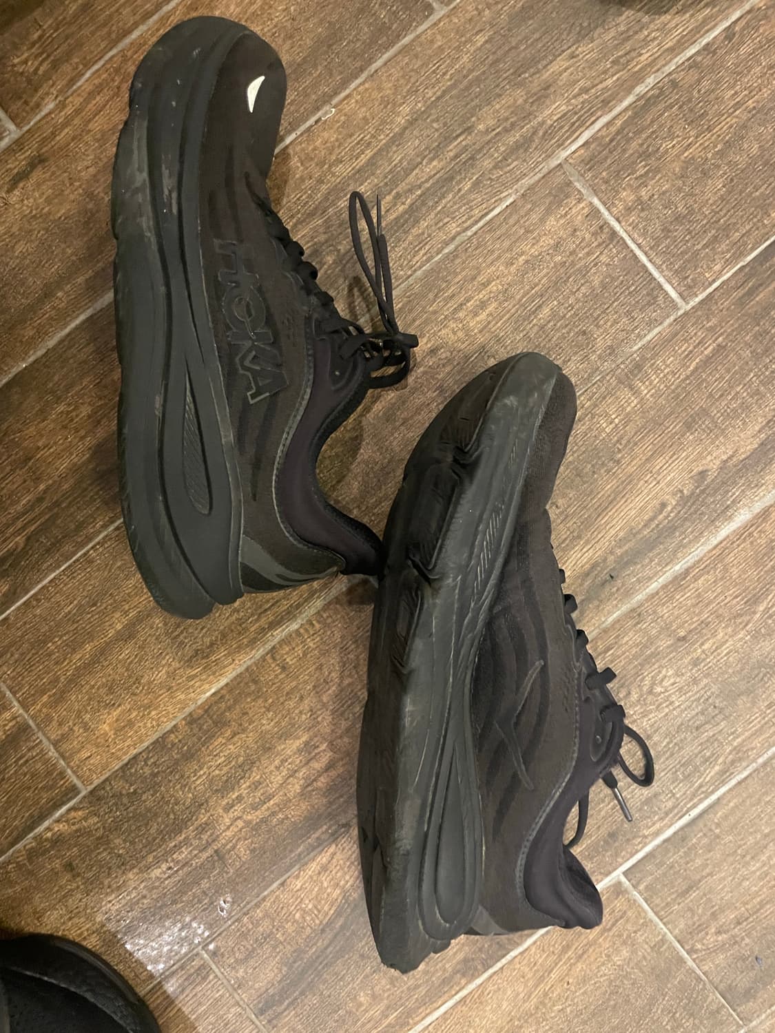 호카 운동화 상품이미지1