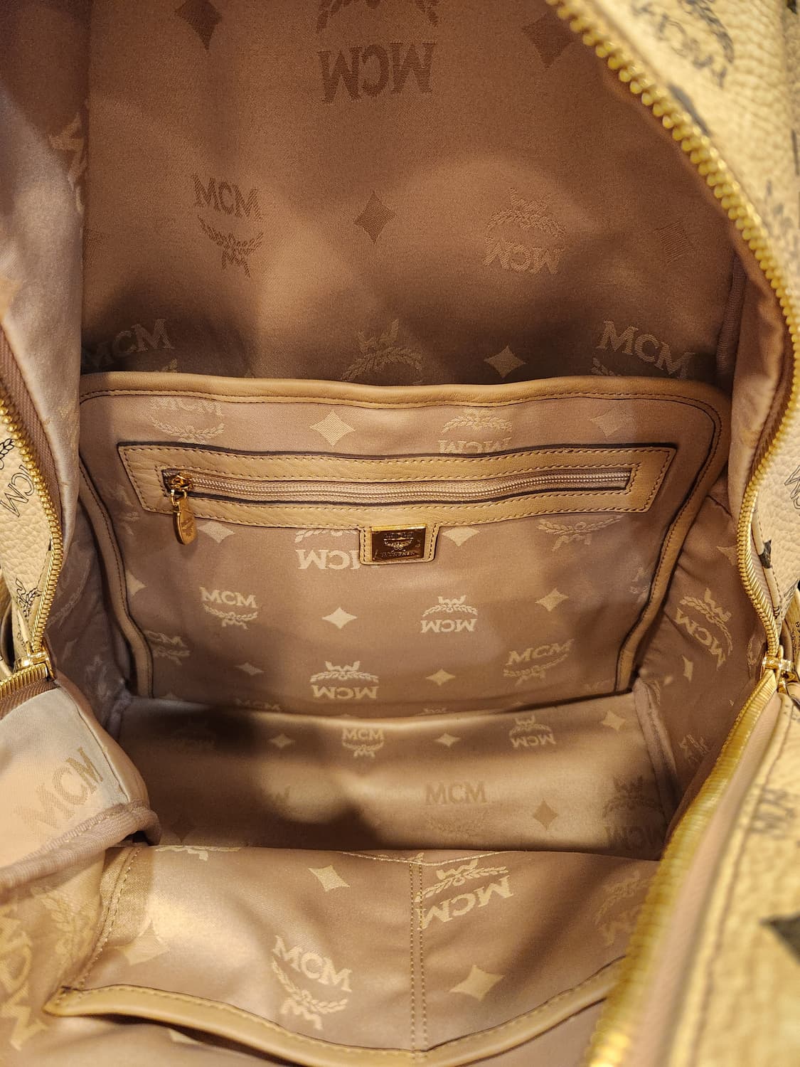 MCM 비세토스 패턴 백팩 상품이미지8