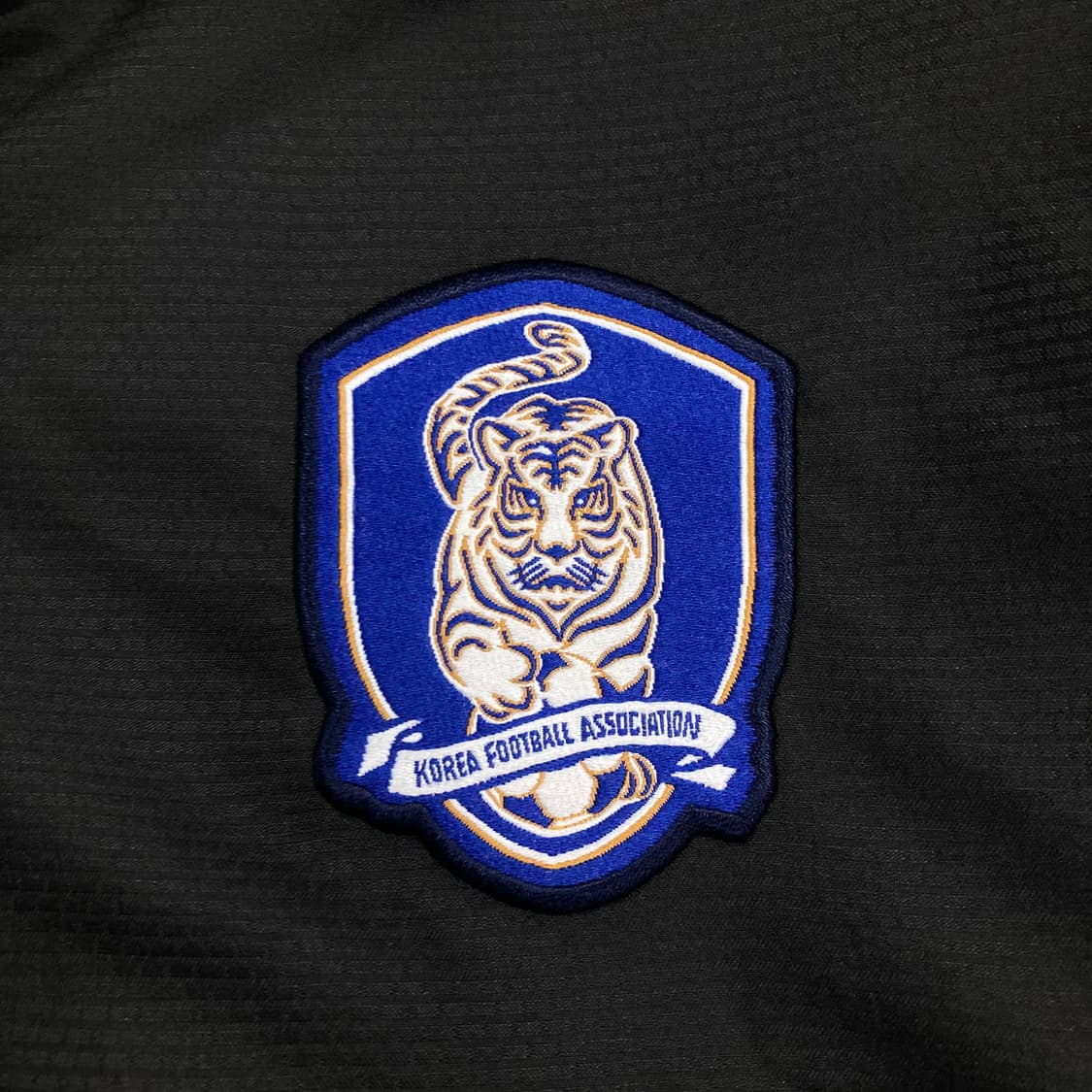 나이키 블랙 컬러 2002 대한민국 국대 바람막이 상품이미지2