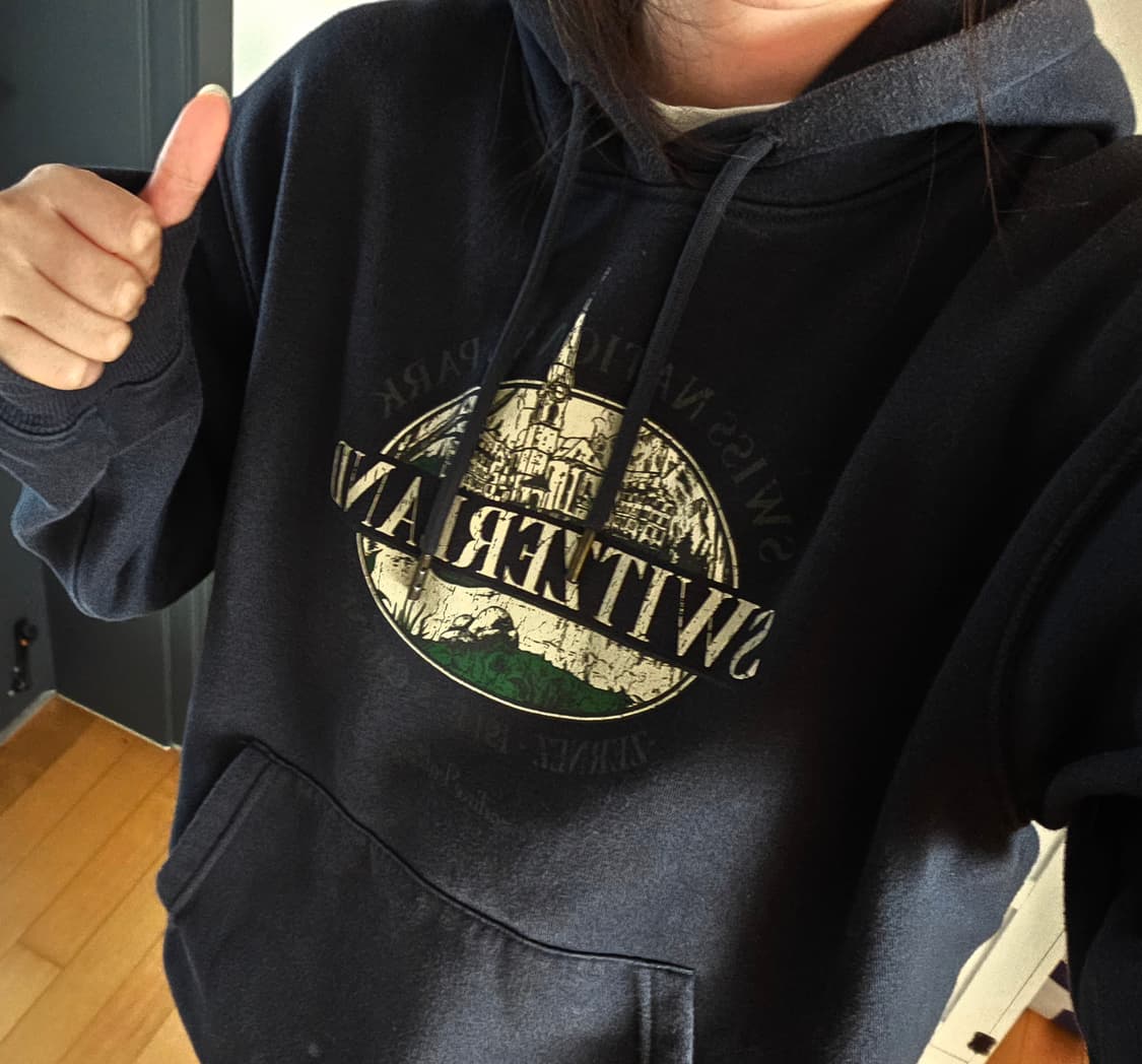 플리스 그래픽 스웨트후디 상품이미지3