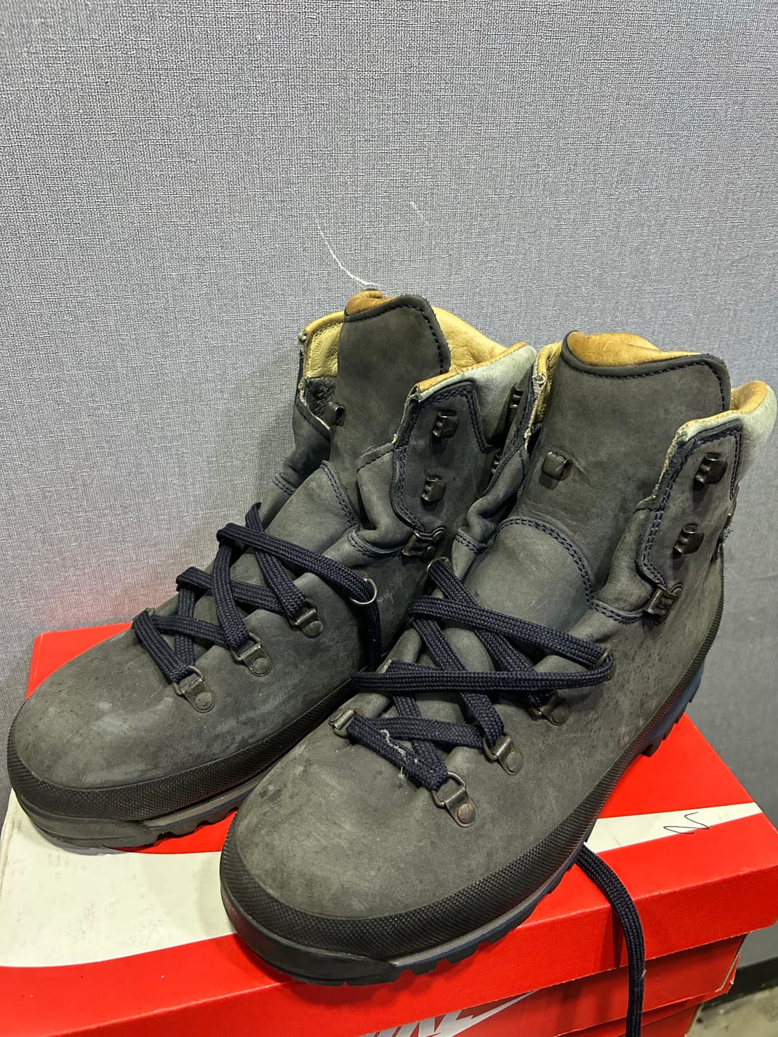 돌로마이트 등산화 상품이미지1