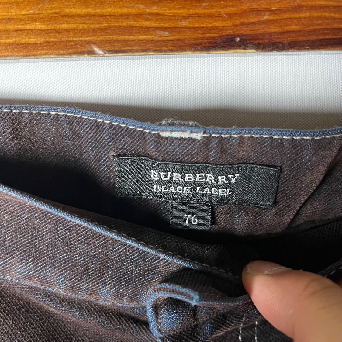 [Burberry] 버버리 블랙라벨 로우라이즈 워싱 팬츠 상품이미지5