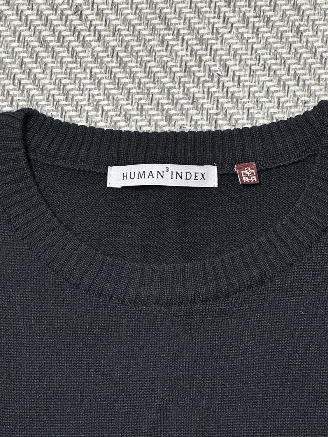 폴리테루 휴먼인덱스 휴먼 루즈드 니트 잉크 블랙 상품이미지2