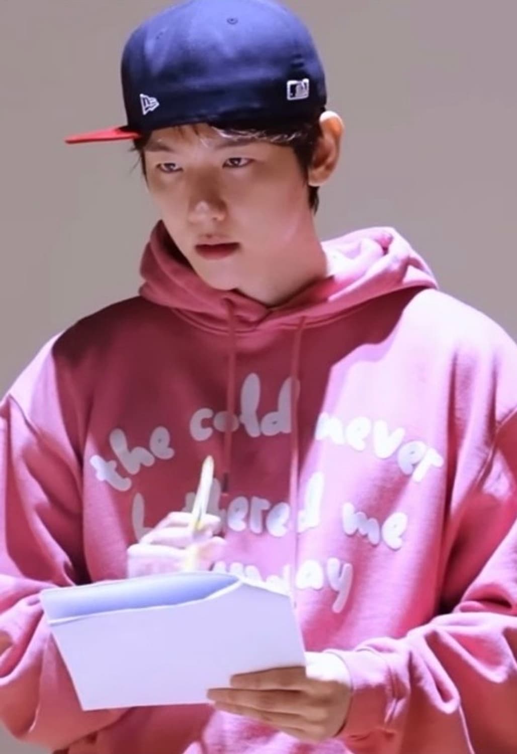 더바이닐하우스 네버 콜드 스웻 후드티 핑크 L 상품이미지4