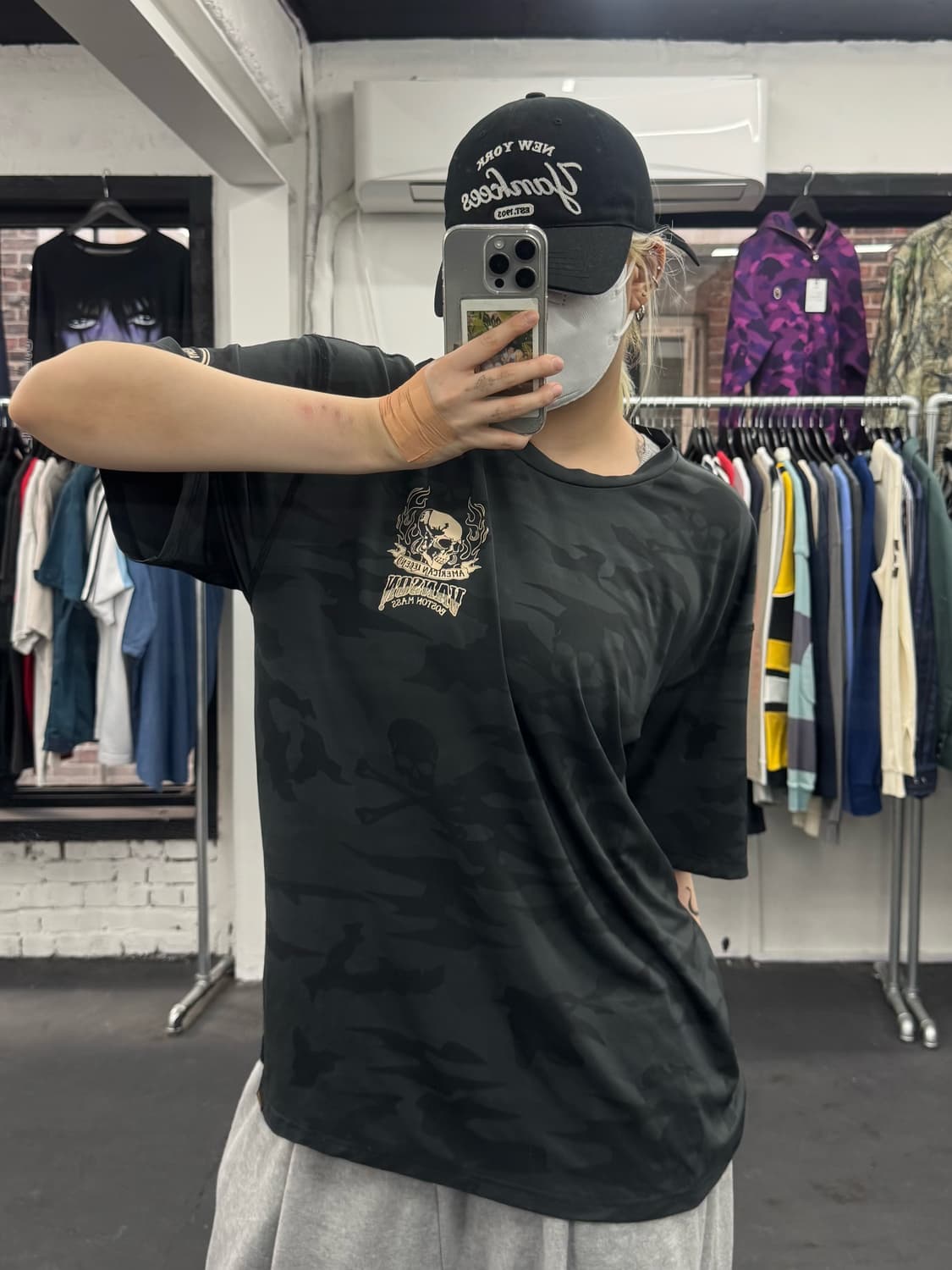 밴슨 레더 스컬 프린팅 티셔츠 상품이미지4