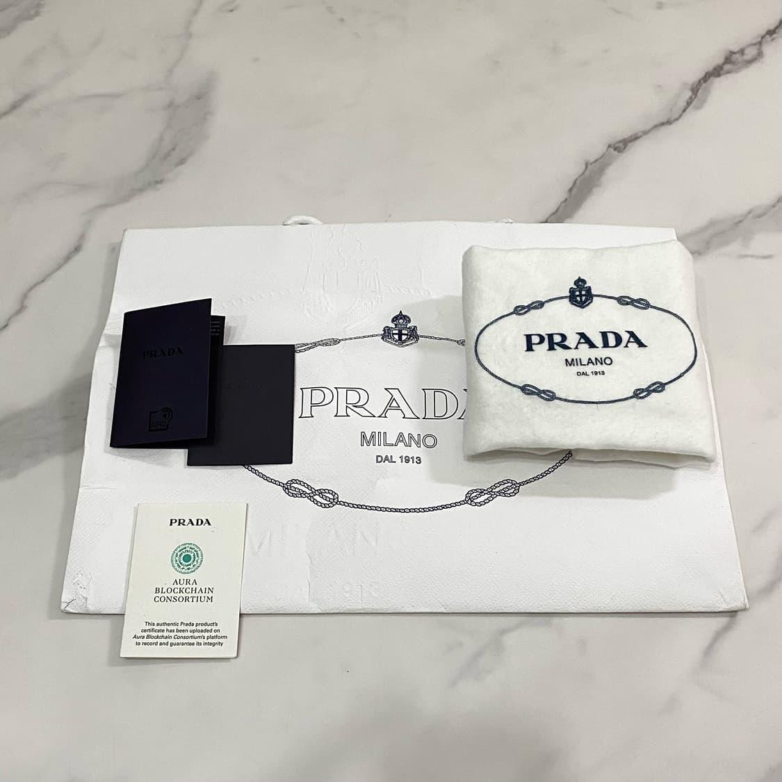 프라다 리에디션 2000 리나일론 숄더백 블랙 1NE515 상품이미지10