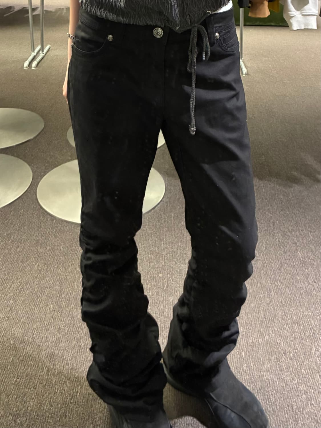 4)Wellbeing 빈티지 여성 셔링 디테일 흑청 데님팬츠 상품이미지2