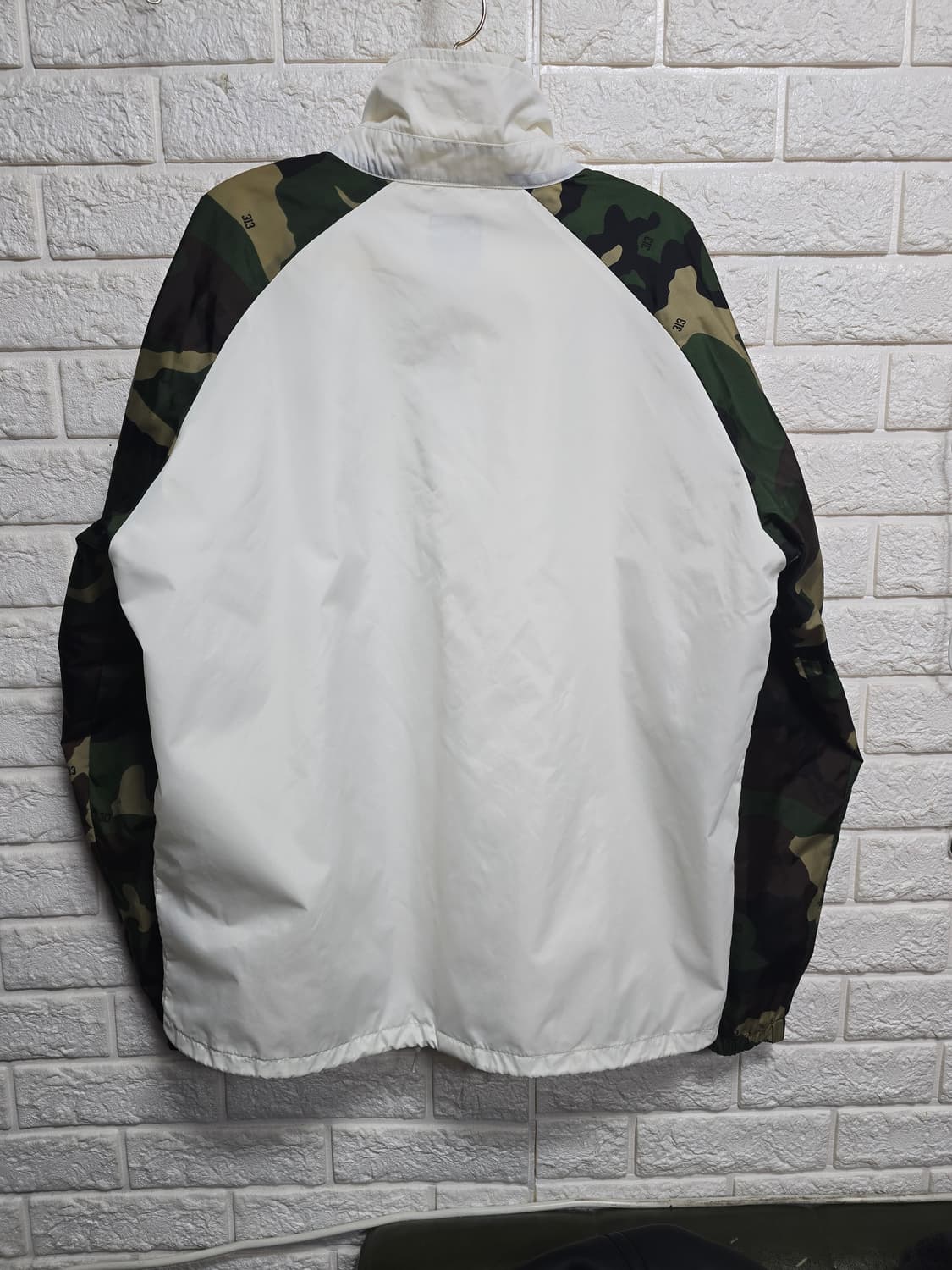 칼하트 WIP 요크 자켓 M 카모 (100) 상품이미지2