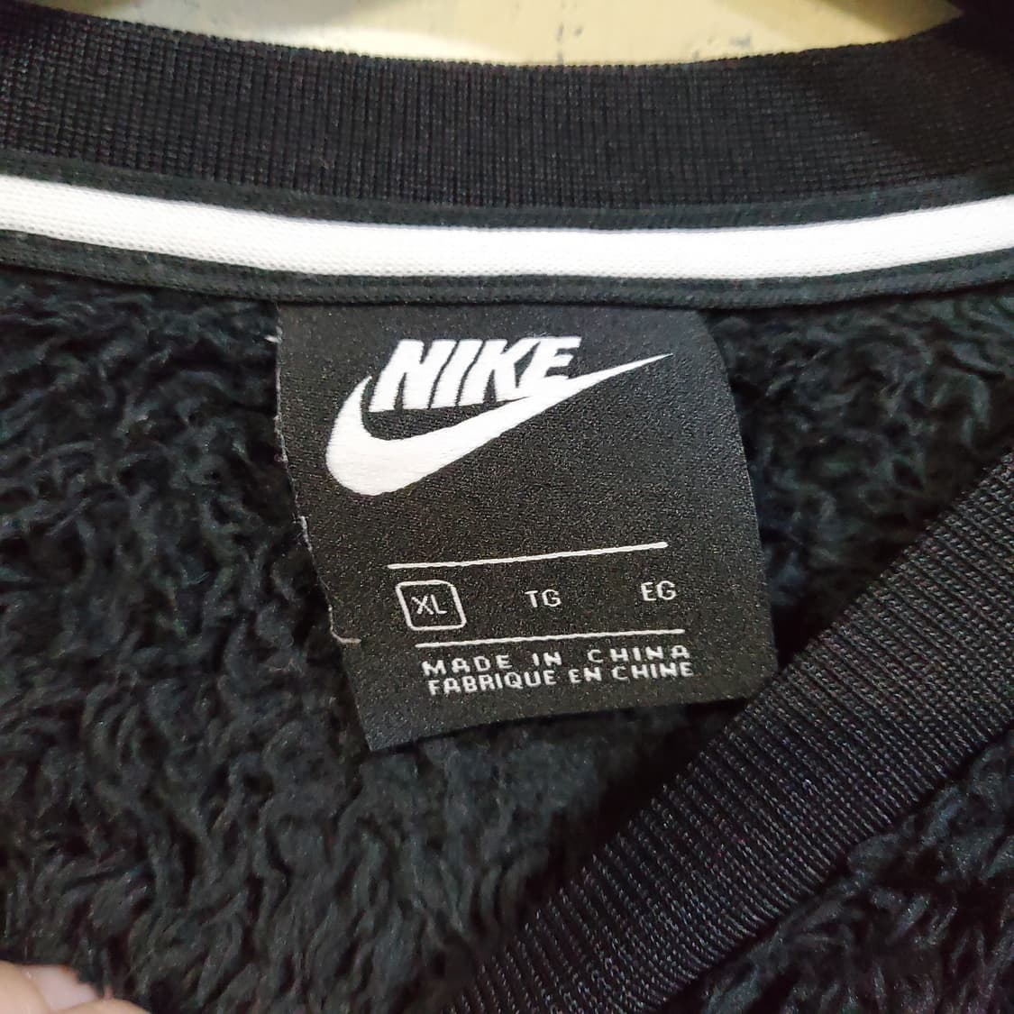 나이키 에어 후리스 셰르파 맨투맨  상품이미지4