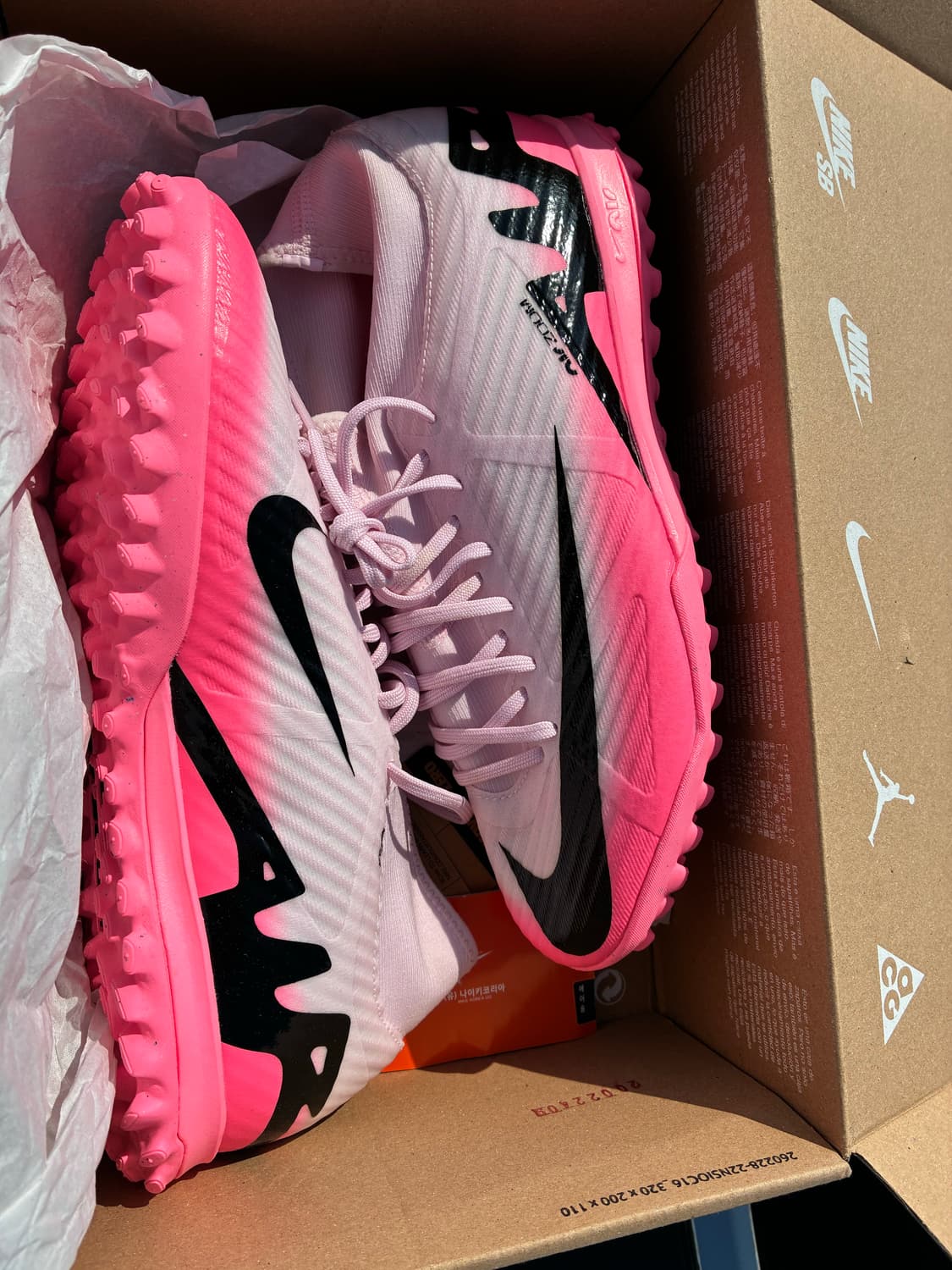 나이키 머큐리얼 풋살화 265 판매합니다 상품이미지4