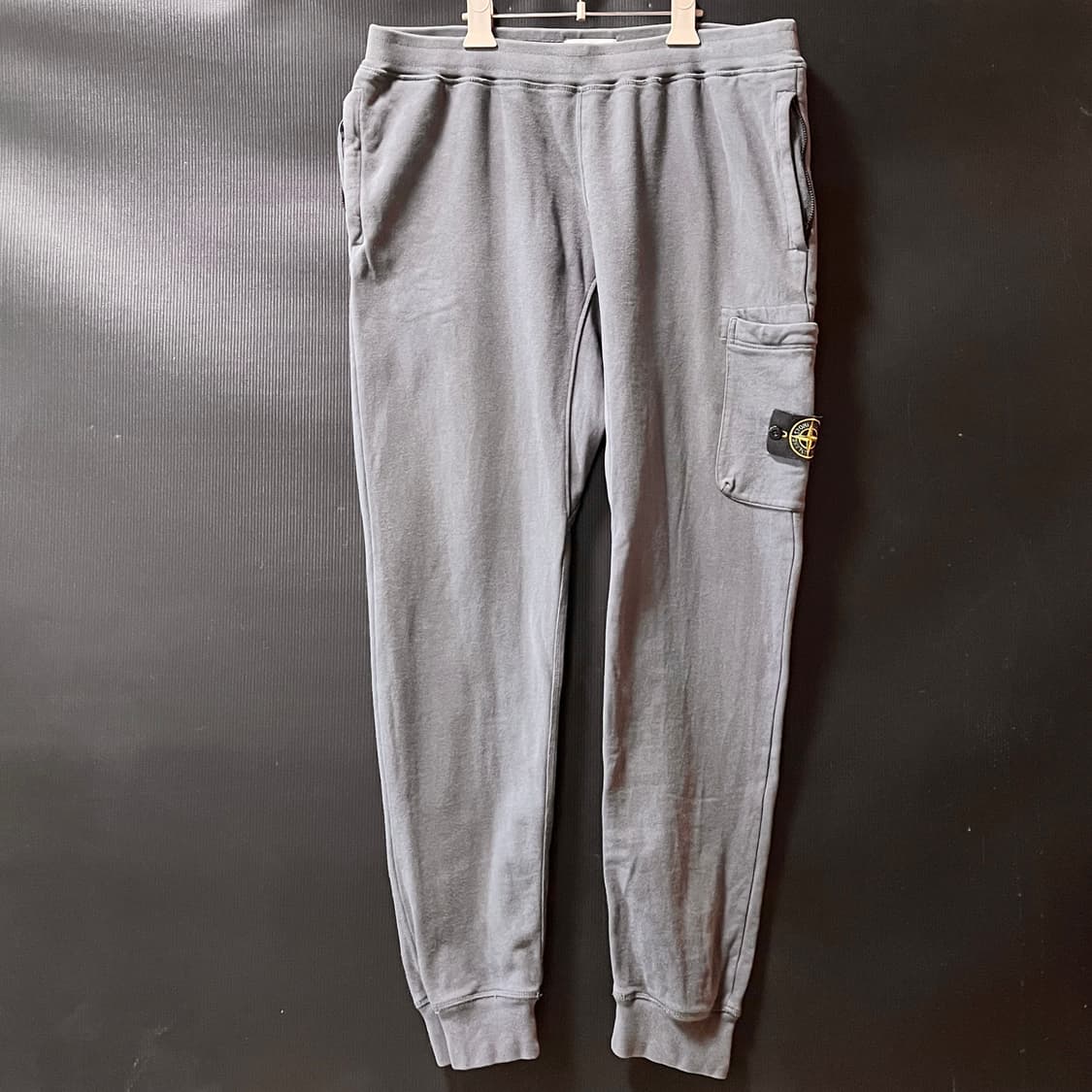 스톤 아일랜드 스웻 팬츠 상품이미지1